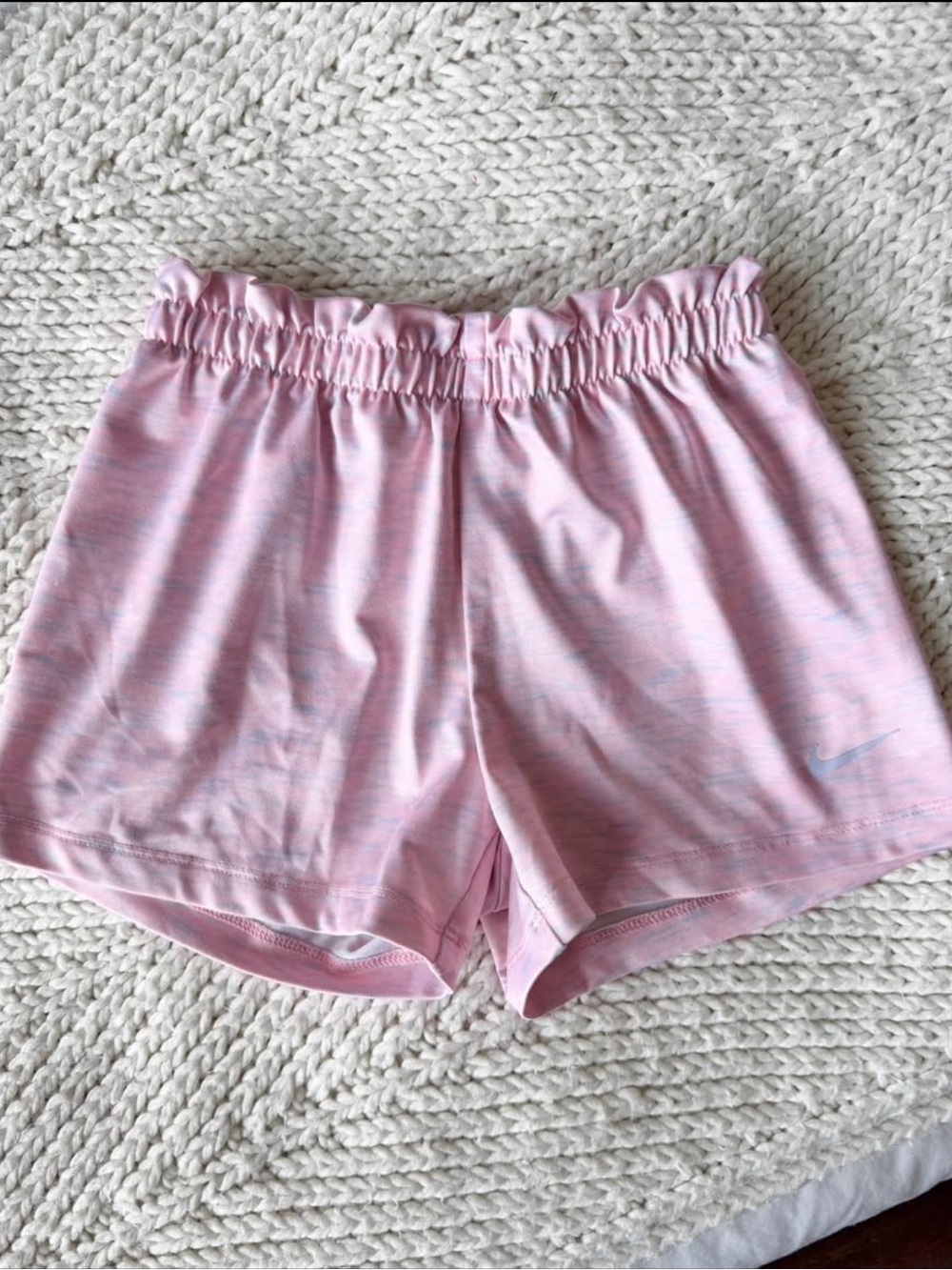 Great shape Nike dri-fit little girl size 4-5